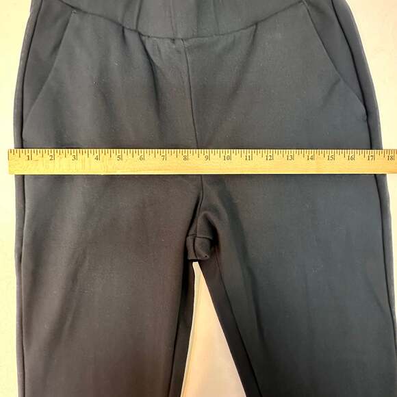 Universal Standard - Picture 7 of 10